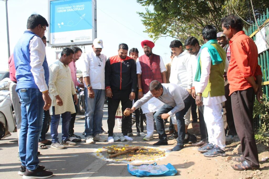 विधायक कुलदीप  जुनेजा,महापौर ढेबर ने  किया सिग्नल शेड निर्माण  का भूमिपूजन