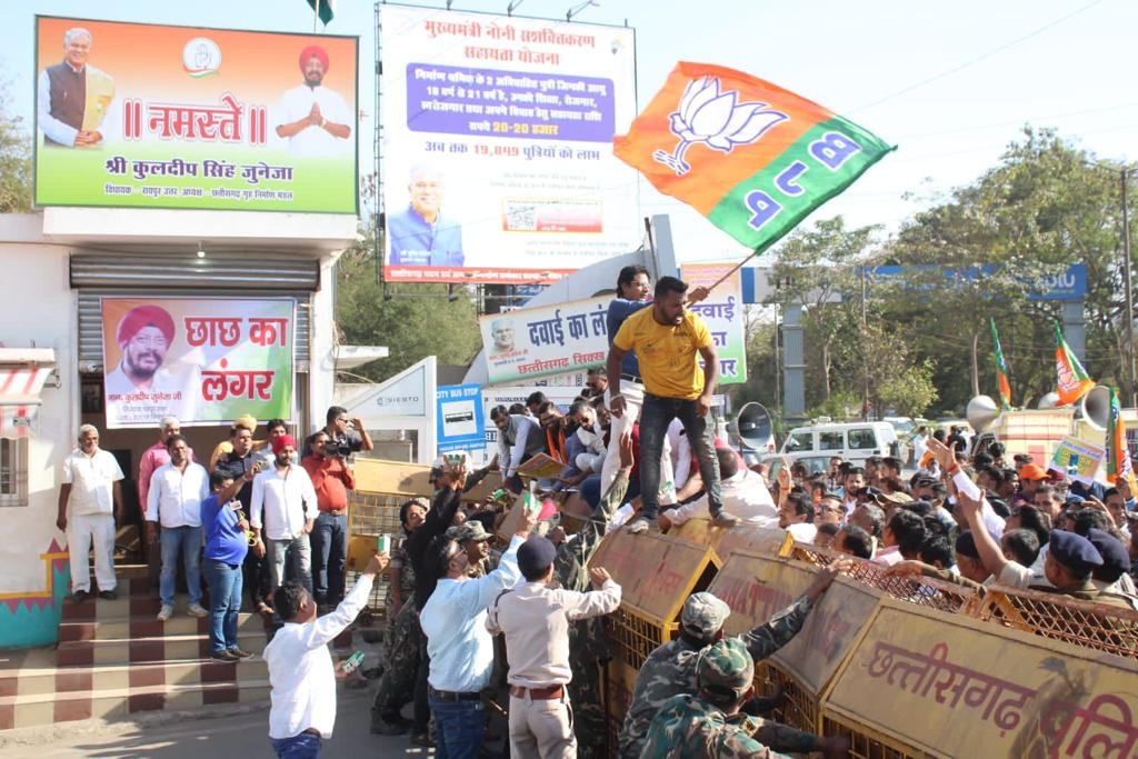 भाजपा का विधायक कार्यालय घेराव हुआ फेल विधायक कुलदीप जुनेजा के ऑफिस में खुला छाछ का लंगर